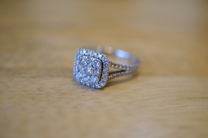 Diamond Engagement Ring in 10K White Gold