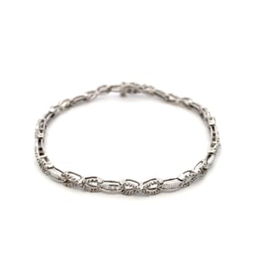 Infinity Link Diamond Bracelet in 10K White Gold