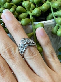 2.0 Carat Diamond "V" Shaped Ring in Platinum