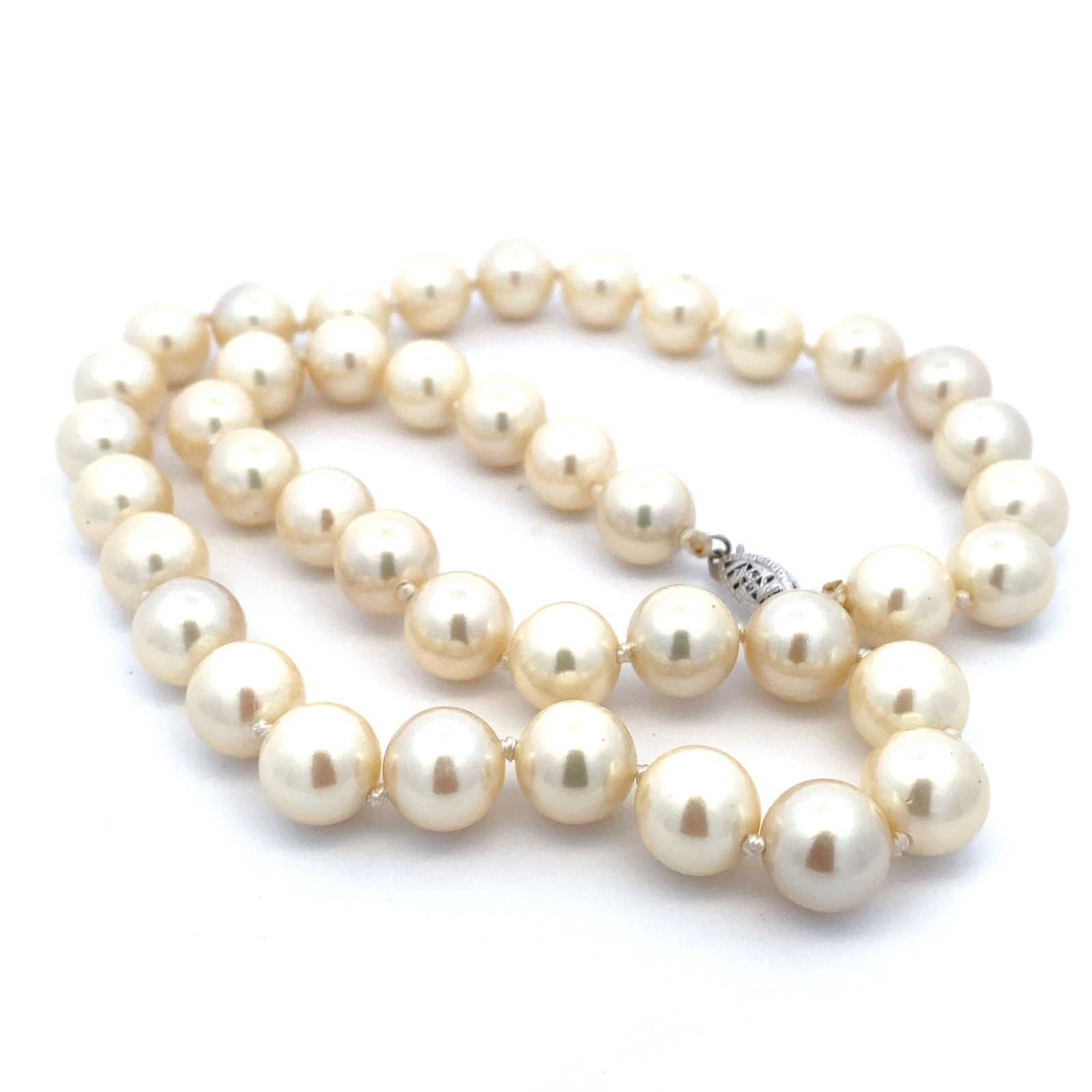 Pearl Strand Necklace with Clasp in 14k White Gold (1 of 5)