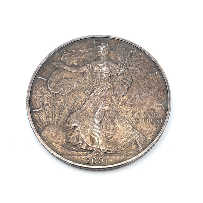 Estate 2001 Liberty Silver Dollar 1 oz. .999 Fine Silver Coin (1 of 2)