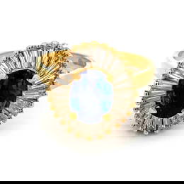 1.83ct Oval Sapphire and Diamond Ring, 18k Gold