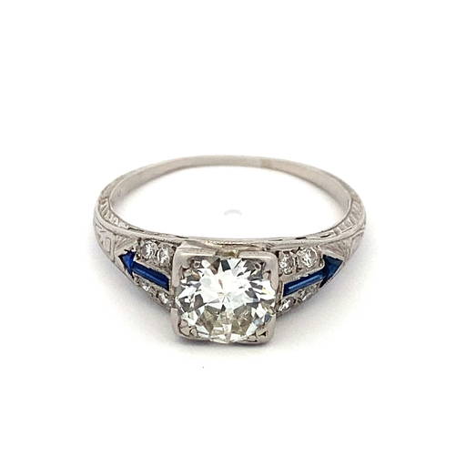 www.liveauctioneers.com