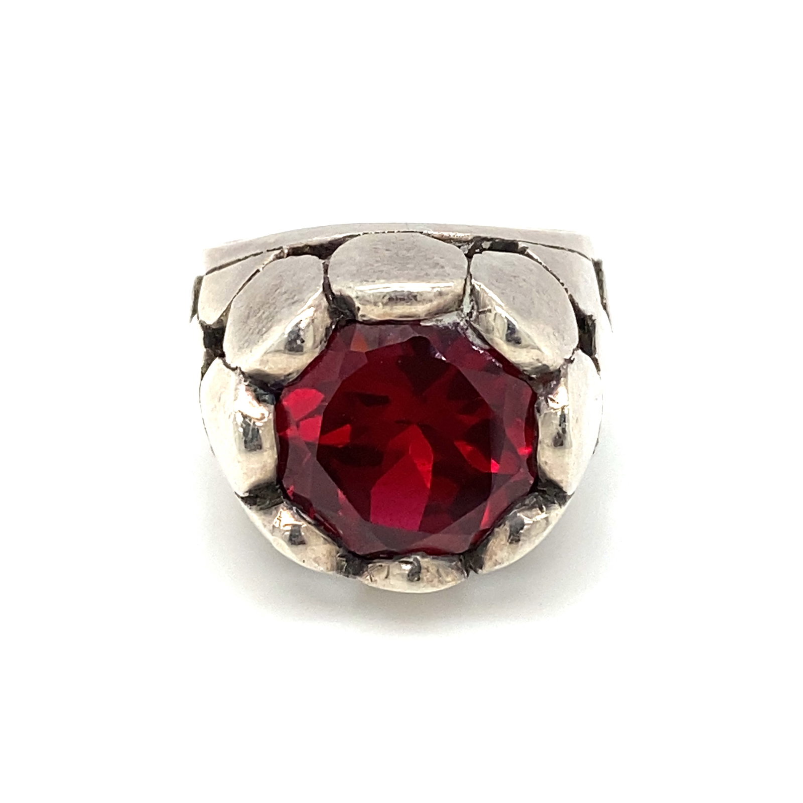 Vintage Fashion Ring in 925 Sterling Silver: Era: Vintage, Metal type: Sterling Silver, Size: 7.25, Weight: 13.7 g