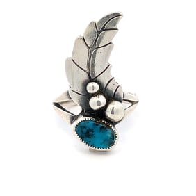 Vintage Native American Turquoise Ring in Sterling Silver