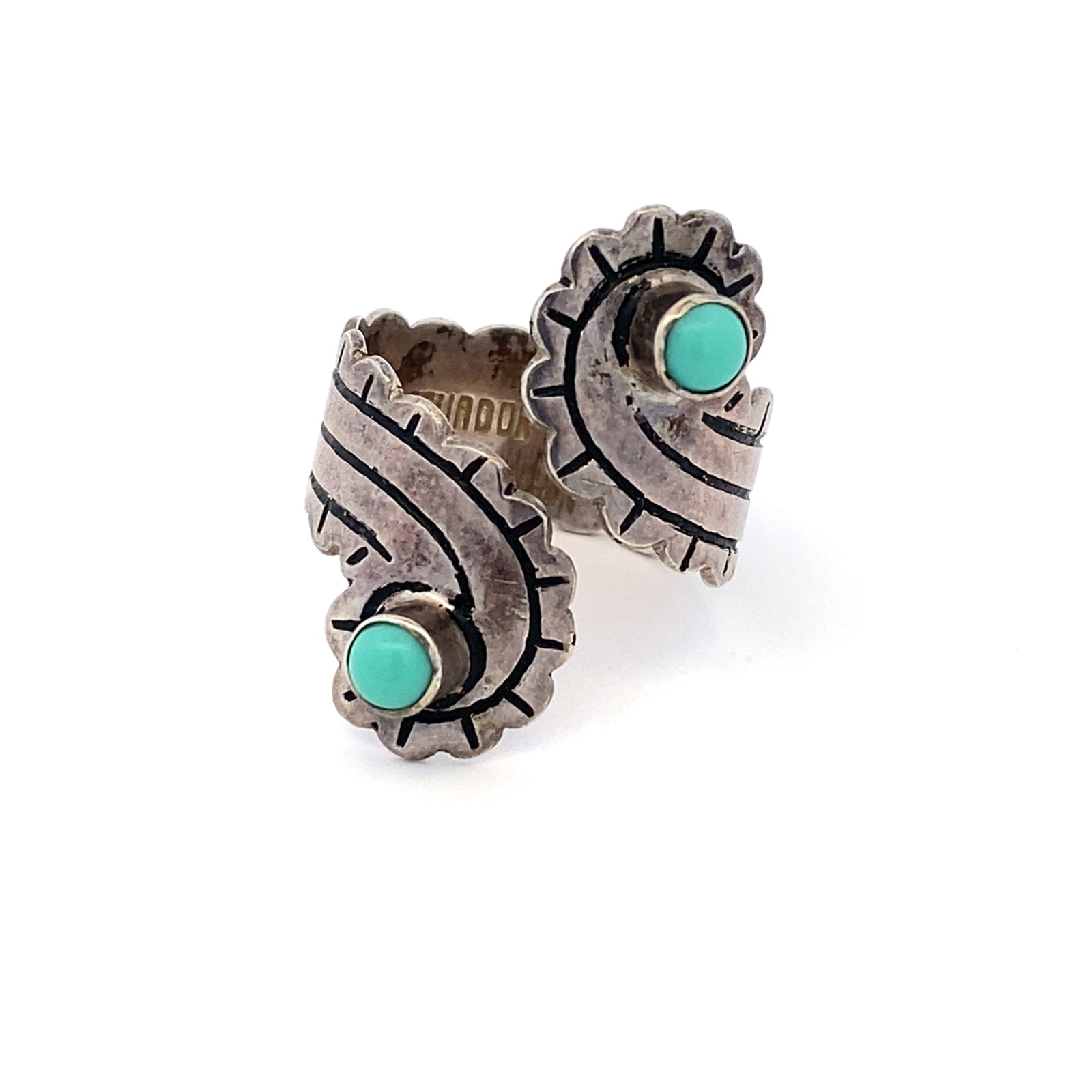 Ecuador 925 Sterling Silver Ring with Turquoise: Ecuador 925 sterling silver ring with turquoise, Size: 8.5, Weight: 5.4 grams