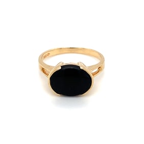 Vintage Onyx Ring in 14K Yellow Gold