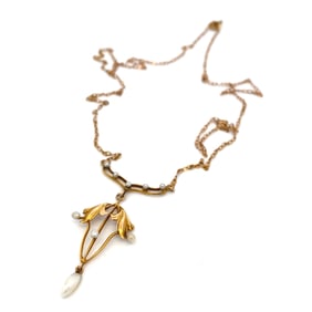 Antique Pearl Lavaliere Pendant and Chain