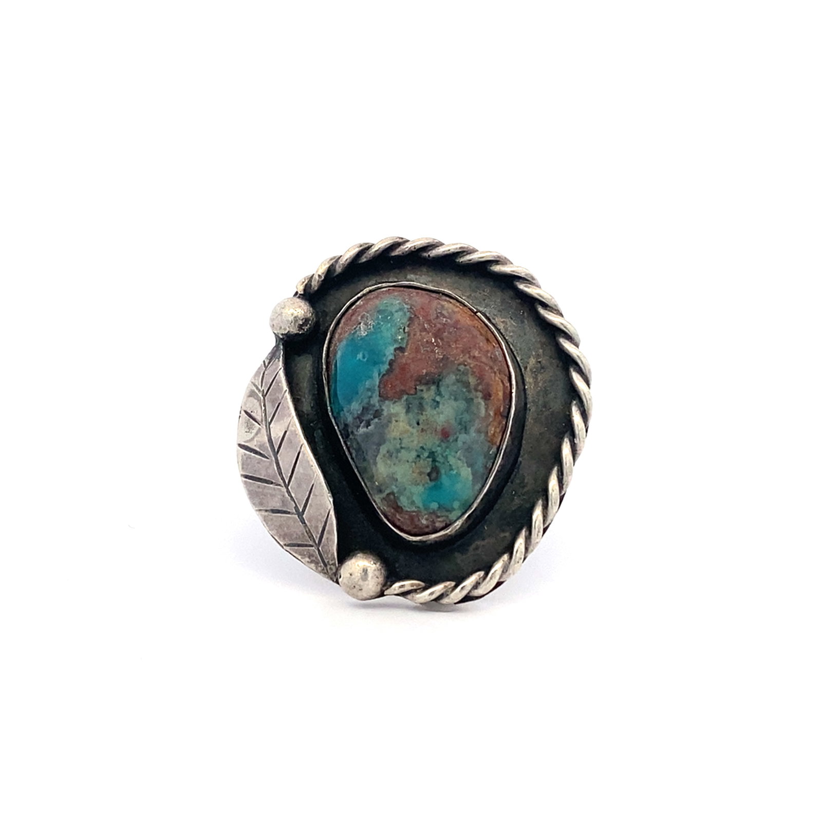 Freeform Turquoise Statement Ring, Sterling Silver: Vintage Native American sterling silver ring with feather motif and freeform turquoise, size US 7.5, 11.4 grams