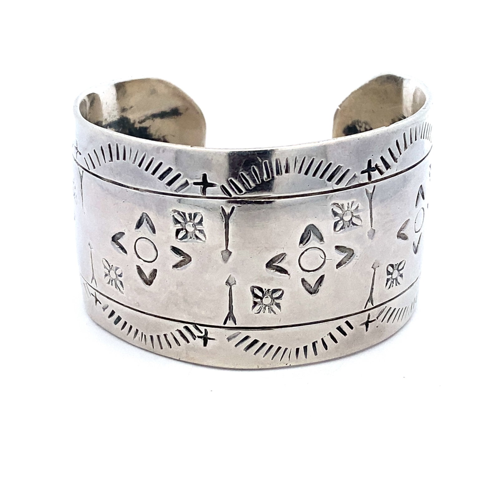 Native American Tooled Silver Cuff Bracelet: Native American tooled silver cuff bracelet, sterling silver, Measure: 5cm width x 3.2cm height, Weight: 51.7 grams
