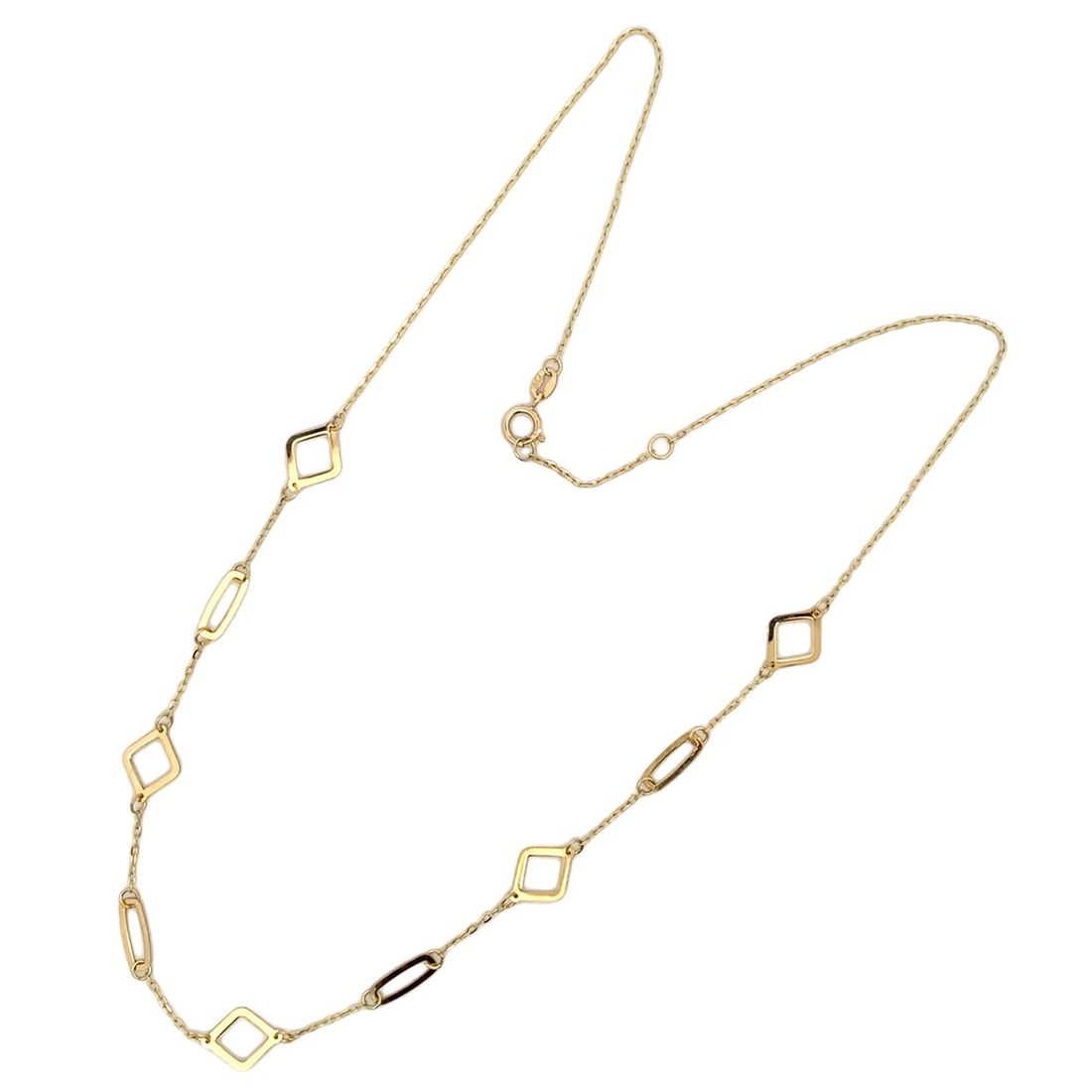 Fashion Necklace with Geometric Design in 18K Yellow Gold: Metal type: 18K Yellow, Design: Geometric design necklace, Measurement: 16" Length, Weight: 1.5 grams