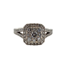 Diamond Engagement Ring in 10K White Gold