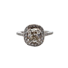 Diamond Engagement Ring in White Gold