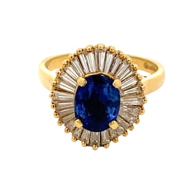 Oval Sapphire and Diamond Ring in 18k Yellow Gold