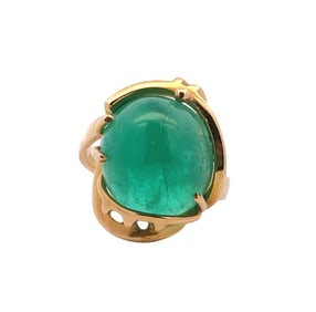 18K Gold Cabochon Emerald Ring