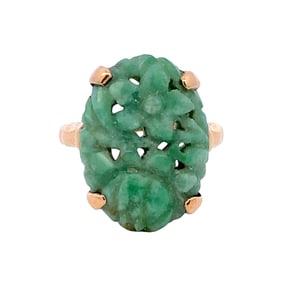 Circa 1920s Apple Jade Ring in 14K Gold