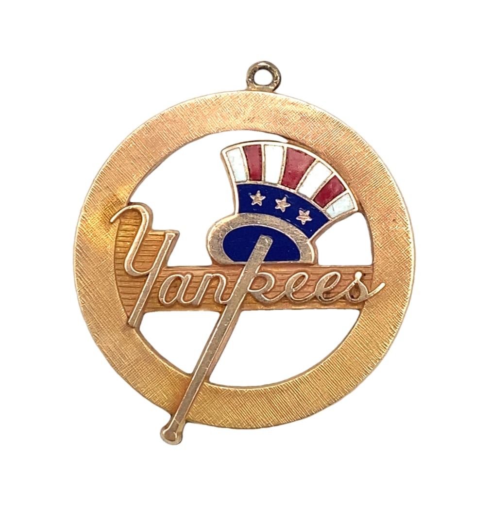 Vintage Estate LGB 1/5 10K Gold Yankees Pendant: Vintage estate, Metal type: "Gold-filled" with 1/5th of its total weight being 10 karat gold, Design: Yankees pendant, Measurement: 3.8 cm L x 2 mm W x 4.5 cm H including bail, Weight: 16.2 grams