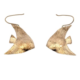 Circa 1990s 14K Gold Angel Fish Dangle Earrings