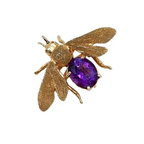 Vintage Amethyst Bee Brooch in 14K Yellow Gold