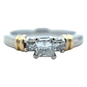 Princess Cut Center Diamond Ring in 14K Gold