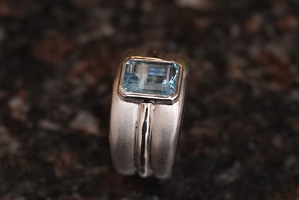 Estate Solitaire Aquamarine Band Ring in 18K White Gold