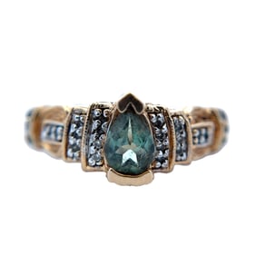 Green Sapphire Pear Shape Vintage Ring 14 Karat Yellow Gold with Diamond Accents