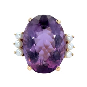 Oval Amethyst and Pearl Ring in 14K Yellow Gold