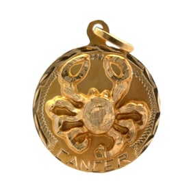 18K Yellow Gold Cancer Zodiac Medallion