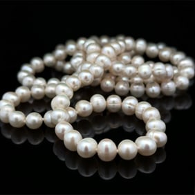 White Fresh Water Pearl Necklace in Sterling Silver