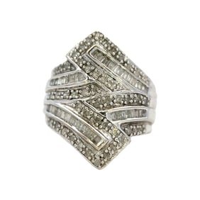 10K White Gold Diamond Cluster Cocktail Ring