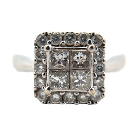 14K White Gold Cluster Diamond Ring, 1.0CTW
