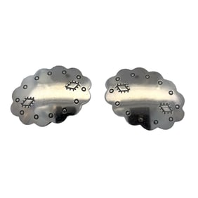 Native American Style Scaloped Oval Stud Earrings in Sterling Silver