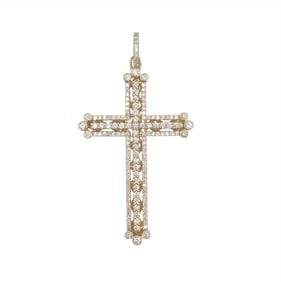 Diamond Cross Pendant in 14K Yellow Gold