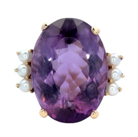 Oval Amethyst and Pearl Ring in 14K Yellow Gold