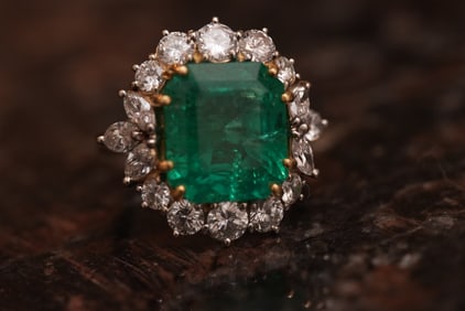 Colombian Emerald and Diamond Ring in 18k White Gold, GIA Report