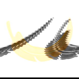 1980 Tiffany & Co. 18 Karat Yellow Gold Feather Pin Brooch: Circa: 1980s, Designer: Angela Cummings for Tiffany & Co., Metal type: 18k yellow gold, Design: Feather brooch, Measurement: 4.5cm x 3.5cm, Weight: 8.09 grams