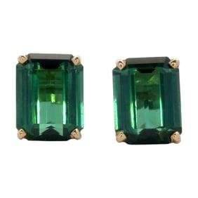Green Tourmaline Stud Earrings in 14K Yellow Gold