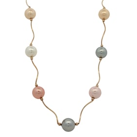 Freshwater Pearl Necklace in 14K Yellow Gold