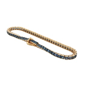 Square Sapphire Line Bracelet in 18K Yellow Gold
