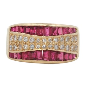 Ruby and Diamond Band ring in 18K Yellow Gold