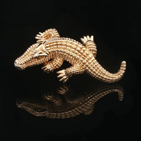 Circa 1960s Alligator Brooch in 14 Karat Gold