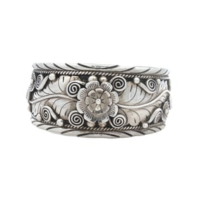 Estate Vintage Artisan Signed Native American Navajo Cuff Bracelet in Sterling Silver