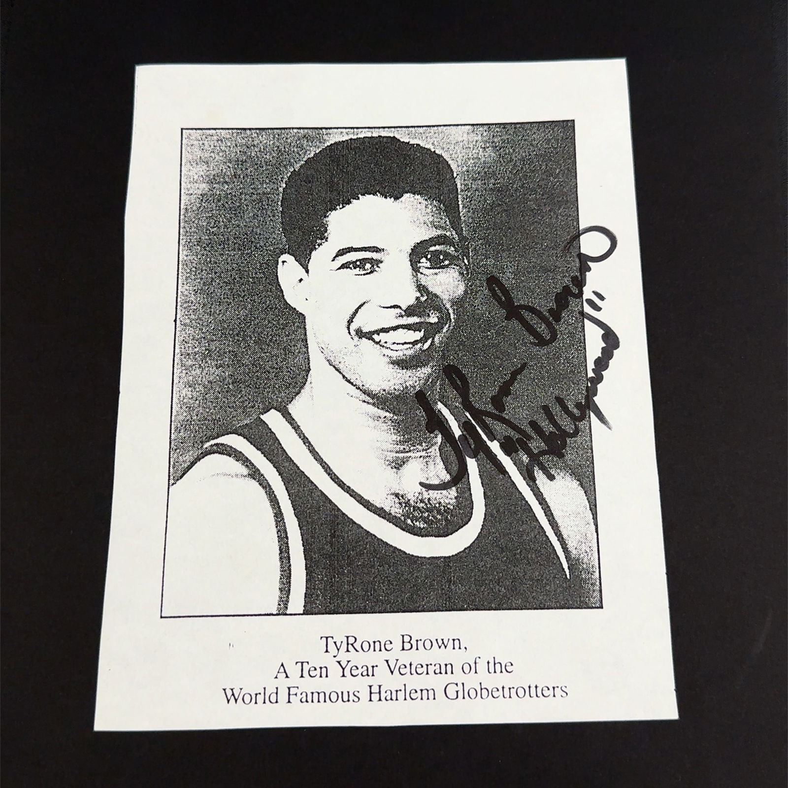 TyRone Brown Harlem Globetrotters Autographed Photos LOT OF TWO (1 of 2)