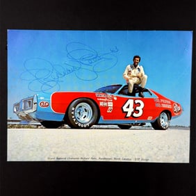 Richard Petty Autographed Photo