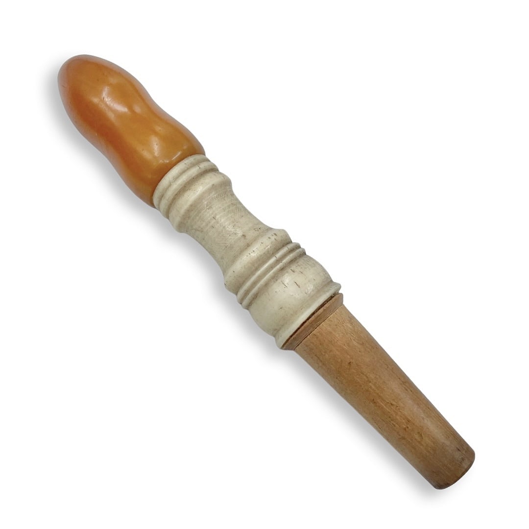 Ottoman Turkish Islamic Butterscotch Bakelite and Bone Hookah Mouthpiece: Ottoman Turkish Islamic butterscotch bakelite and bone hookah mouthpiece, 16 cm. Combined shipping is available for this item.