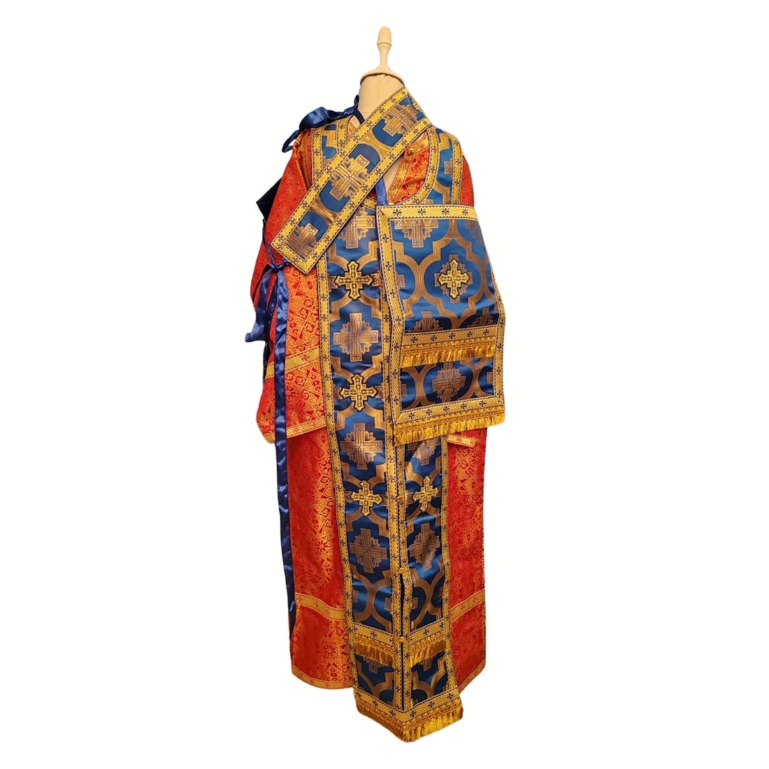 20th Century Christian Priest Chasuble, Stole & Vestments (1 of 10)