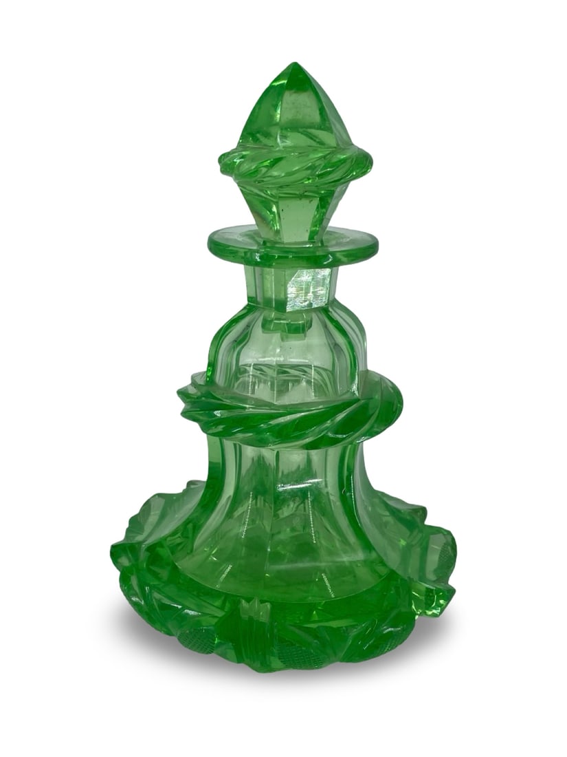 Bohemian Uranium Cut Glass Perfume Bottle: Bohemian uranium cut glass perfume bottle. 15,5 cm. Worldwide shipping: $50. IMPORTANT NOTES We provide domestic US bank account for payments from the US; domestic UK bank account for payments from th