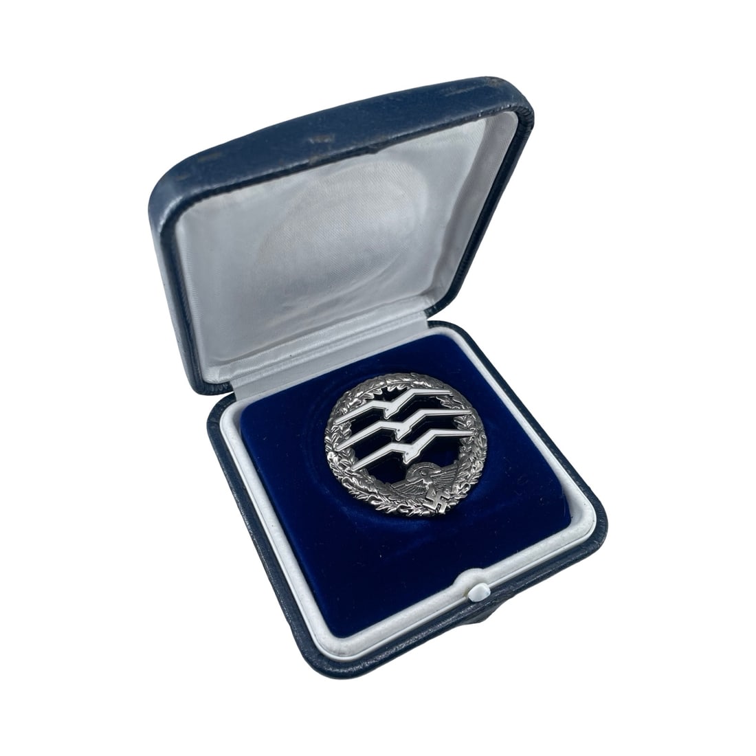 WWII German Third Reich Medal: WWII World War II German Third Reich Nazi Medal. The ruler in the pictures is in cm. Worldwide shipping: $25. IMPORTANT NOTES We provide domestic US bank account for payments from the US; domestic UK 
