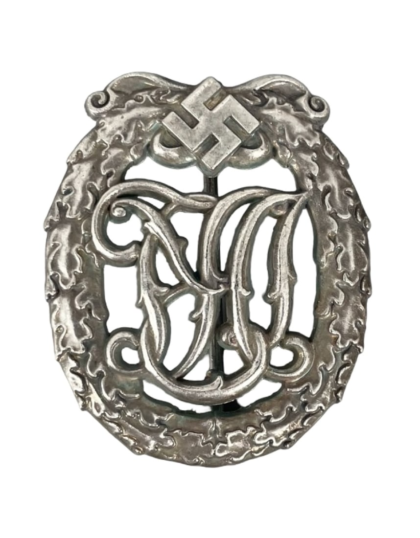 WWII Third Reich Medal: WWII Third Reich medal. We ship to the United States PROBLEM-FREE. All the packages will be shipped as DDP (Delivered Duty Paid) , so you won’t have to pay ANY customs taxes (country of origin tax a