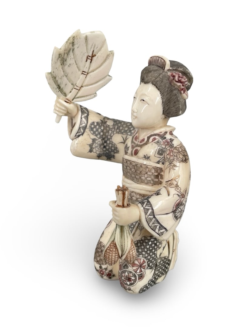 Japanese Karakuri Carved Bone Okimono – Early 20th Century Articulated Geisha: Japanese Karakuri carved bone okimono – early 20th century articulated geisha. This exceptional early-to-mid 20th-century Japanese Okimono display sculpture depicts a kneeling Geisha or traditional 